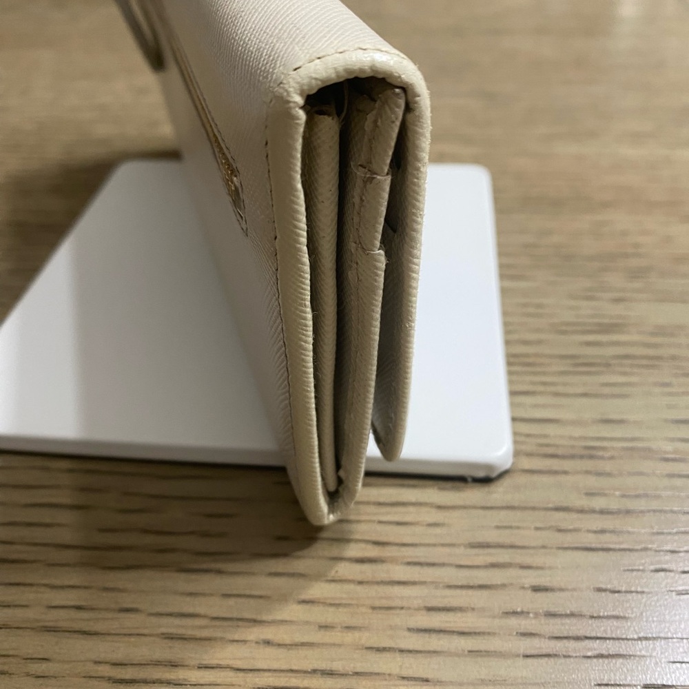 Prada Beige Leather Wallet - Picture 3 of 7